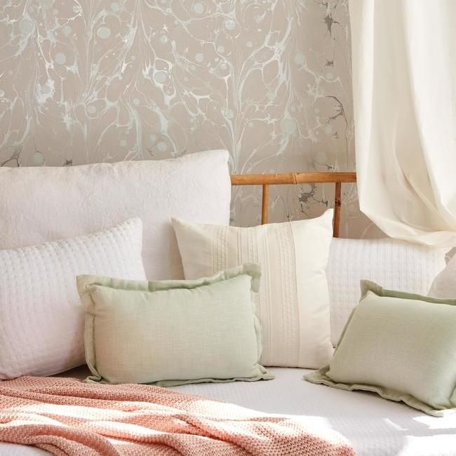 Обои York Modern Heritage 125th Anniversary Marbled Endpaper NV5594 фото в интерьере