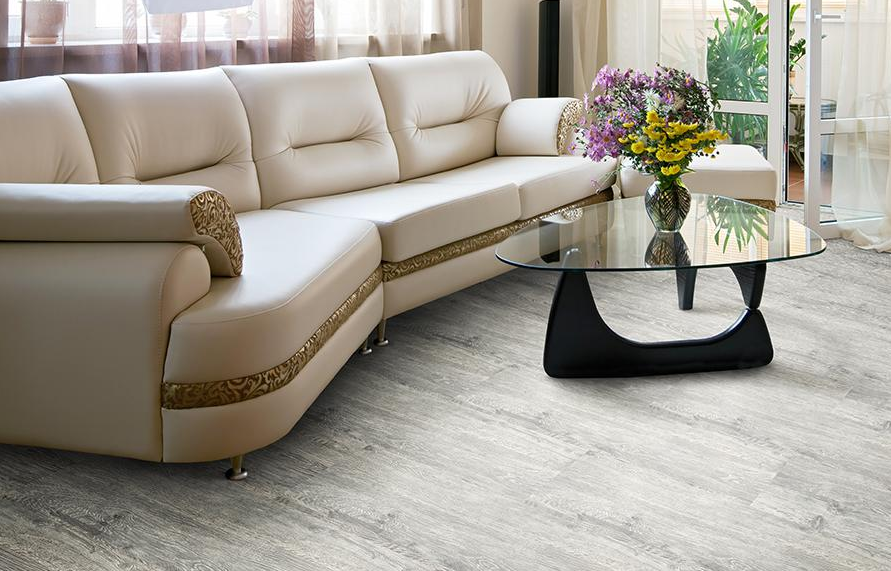 Пробковый пол замковый Corkstyle Wood Oak Castle white 915×305×10 фото в интерьере