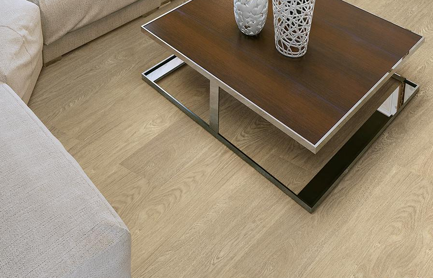 Пробковый пол клеевой Corkstyle Wood XL Oak Delux 1235×200×6 фото в интерьере