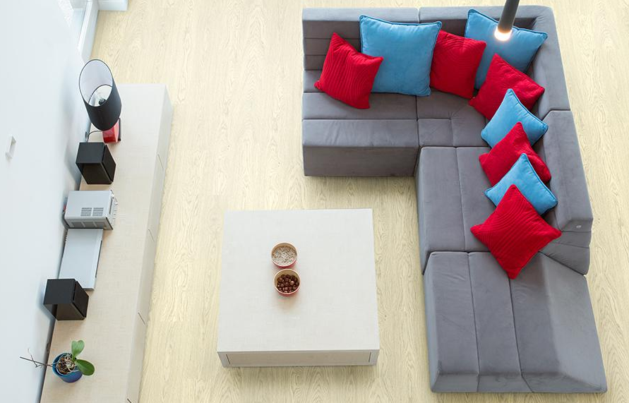 Пробковый пол клеевой Corkstyle Wood XL Oak White Markant 1235×200×6 фото в интерьере