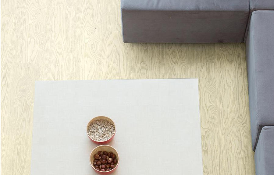 Пробковый пол клеевой Corkstyle Wood XL Oak White Markant 1235×200×6 фото в интерьере