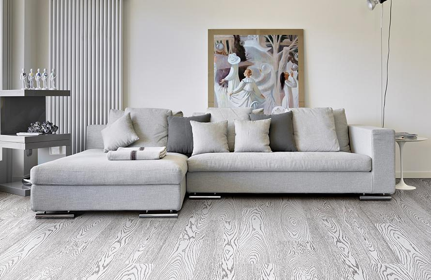 Пробковый пол клеевой Corkstyle Wood XL Oak Blaze 1235×200×6 фото в интерьере