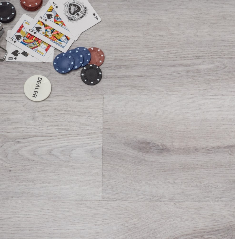 Кварцвиниловая плитка FineFloor замковая Light Дуб Котка FF-1375 1314×190×3,6 фото в интерьере