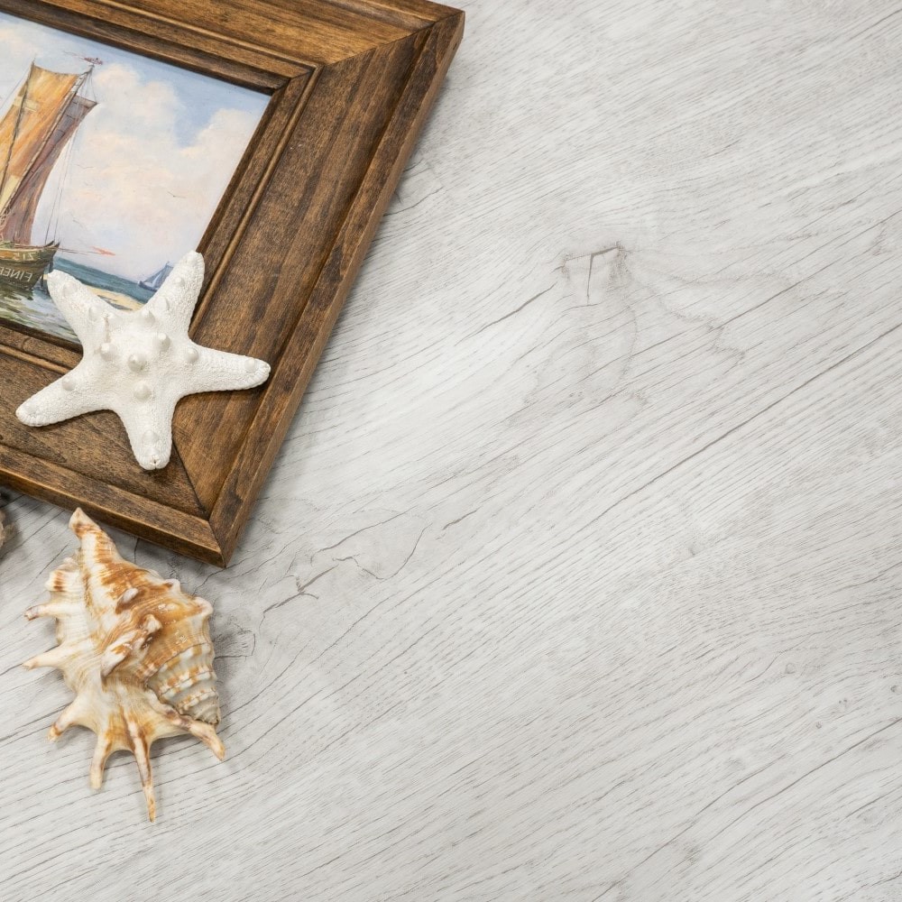 Кварцвиниловая плитка FineFloor замковая Light Дуб Веллингтон FF-1377 1314×190×3,6 фото в интерьере