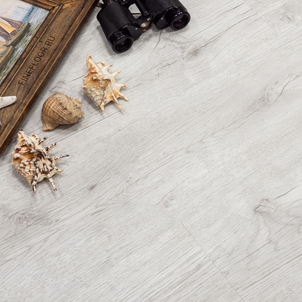Кварцвиниловая плитка FineFloor замковая Light Дуб Веллингтон FF-1377 1314×190×3,6 фото в интерьере