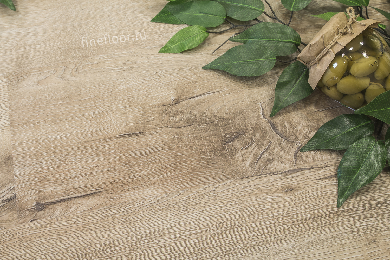 Кварцвиниловая плитка FineFloor замковая Rich Дуб Мале FF-1969 1316×191×4,5 фото в интерьере Кварцвиниловая плитка FineFloor замковая Rich Дуб Мале FF-1969 1316×191×4,5 фото в интерьере