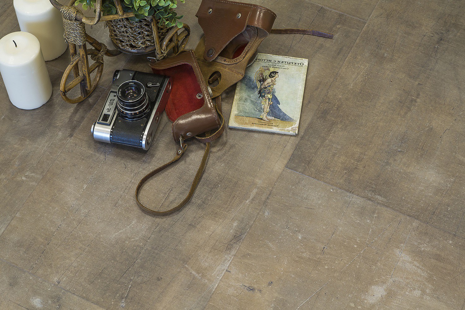 Кварцвиниловая плитка FineFloor клеевая Stone Бангалор FF-1442 659×329×2,5 фото в интерьере