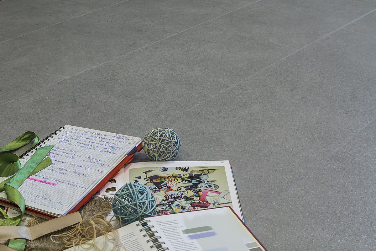 Кварцвиниловая плитка FineFloor замковая Stone Кампс-Бей FF-1588 655×324×4,5 фото в интерьере Кварцвиниловая плитка FineFloor замковая Stone Кампс-Бей FF-1588 655×324×4,5 фото в интерьере