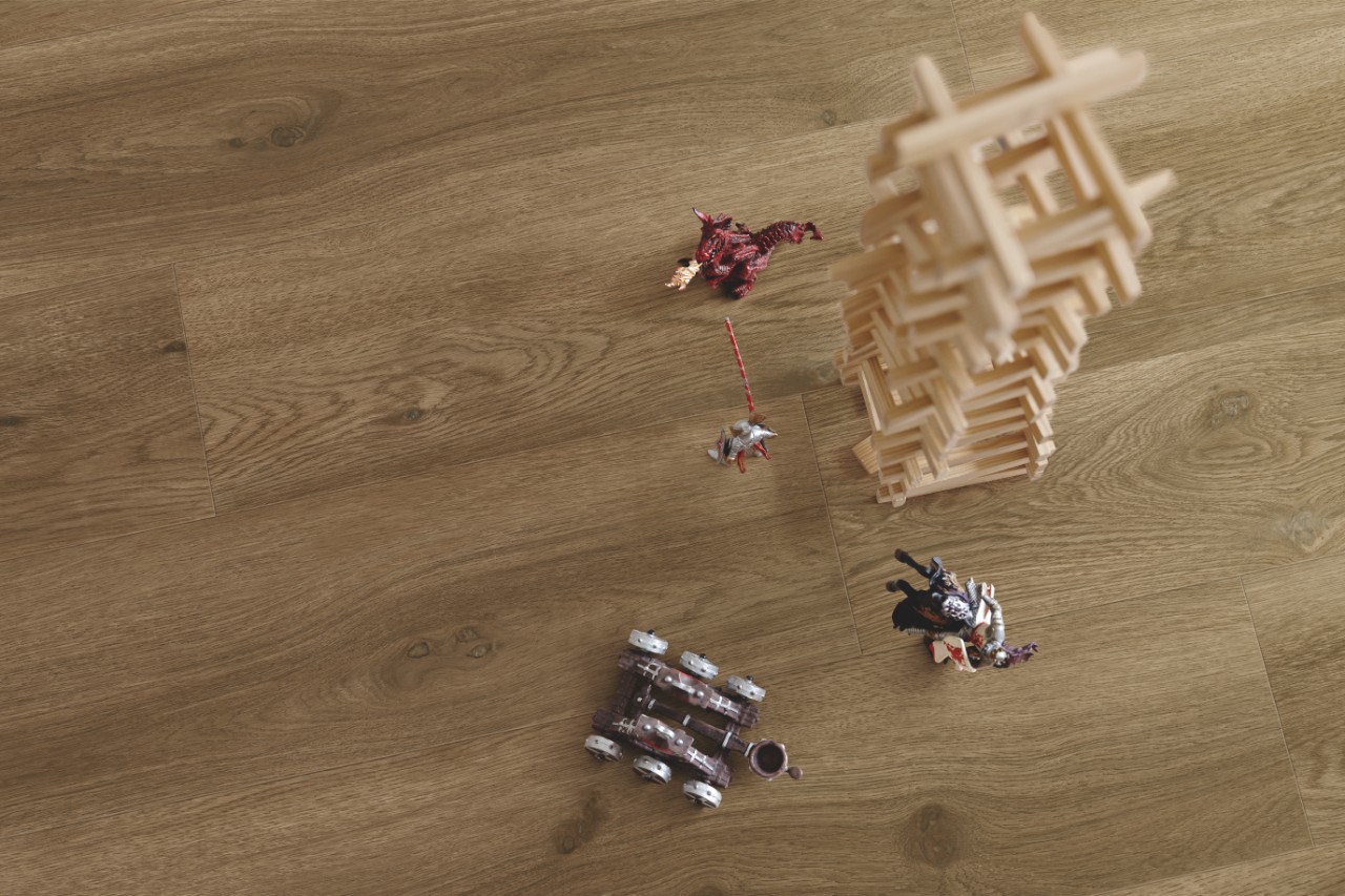 Кварцвиниловая плитка Pergo замковая Optimum Click Classic plank Дуб кофейный натуральный V3107-40019 1251×187×4,5 фото в интерьере