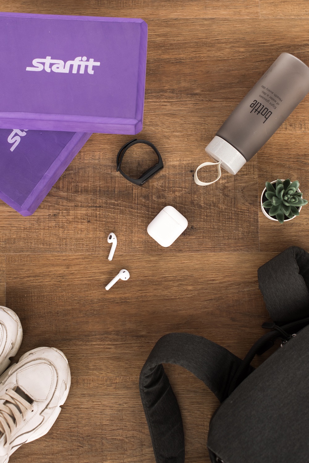 Кварцвиниловый SPC ламинат Fargo Comfort Дуб Шервуд VL 88042-001 1220×180×4 фото в интерьере