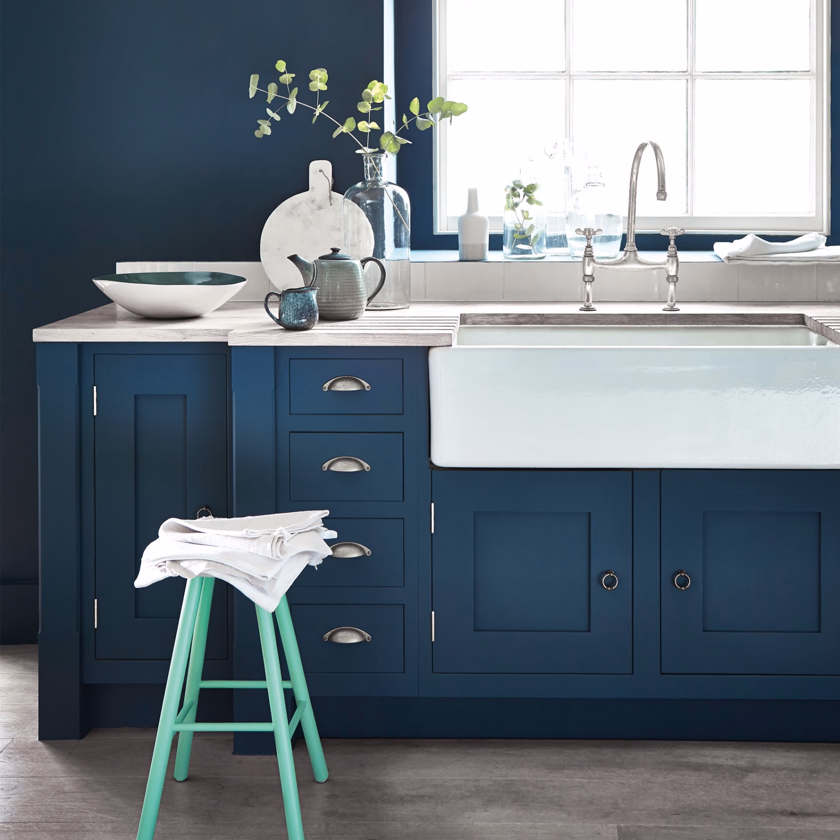 Краска Little Greene цвет Hicks blue 208 Interior Oil Eggshell 1 л