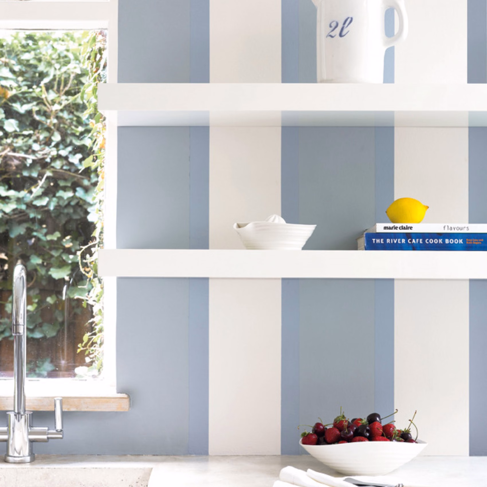 Краска Little Greene цвет Hollyhock 25 Absolute Matt 0,25 л