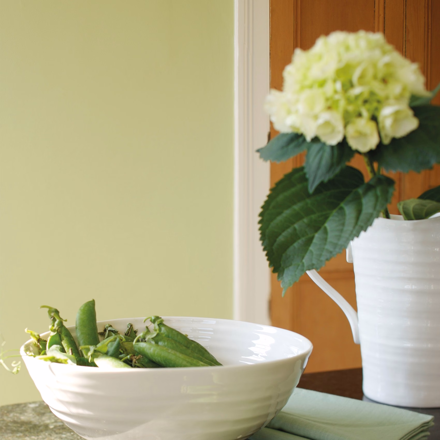 Краска Little Greene цвет Eau-de-Nil 90 Absolute Matt 0,25 л