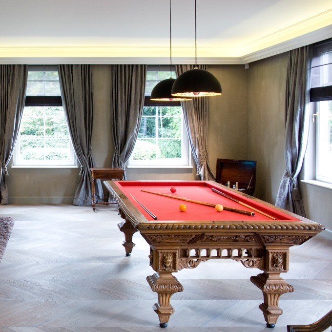 Потолочный плинтус под покраску Orac Decor Select C333 2000×111×122 фото в интерьере