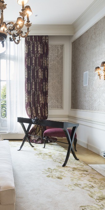 Потолочный плинтус под покраску Orac Decor Orac Luxxus C340 2000×256×135 фото в интерьере