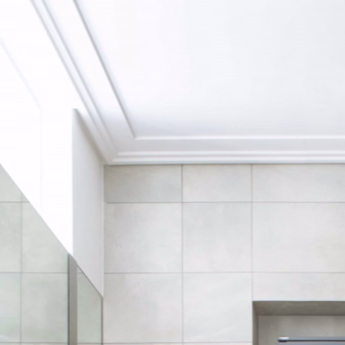 Потолочный плинтус под покраску Orac Decor Luxxus C353 2000×165×30 фото в интерьере