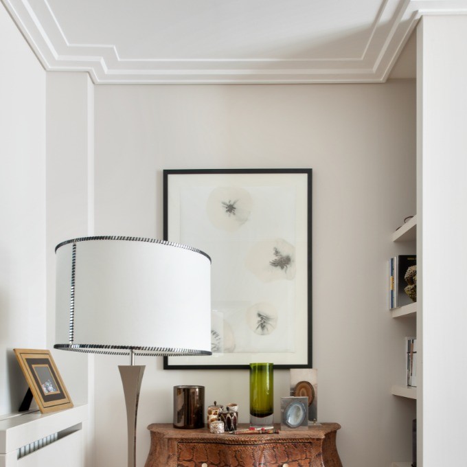 Потолочный плинтус под покраску Orac Decor Orac Luxxus C354 2000×215×40 фото в интерьере