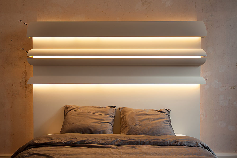 Потолочный плинтус под покраску гибкий Orac Decor Modern Antonio C373F с подсветкой 2000×50×80