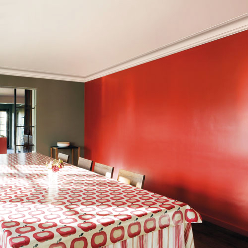 Потолочный плинтус под покраску Orac Decor Orac Axxent CX106 2000×117×118 фото в интерьере