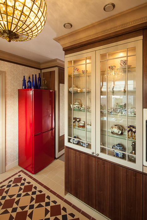 Потолочный плинтус под покраску Orac Decor Orac Axxent CX107 2000×117×118 фото в интерьере