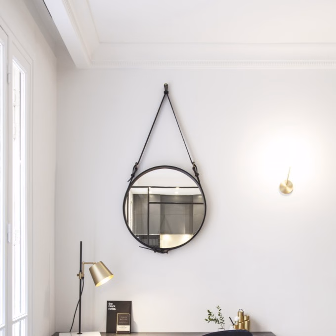 Потолочный плинтус под покраску Orac Decor Axxent CX107 2000×117×118 фото в интерьере