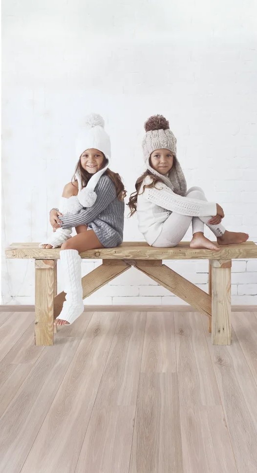 Ламинат Alloc Original Дуб Натур Элегант 04471 1207×198×11 фото в интерьере