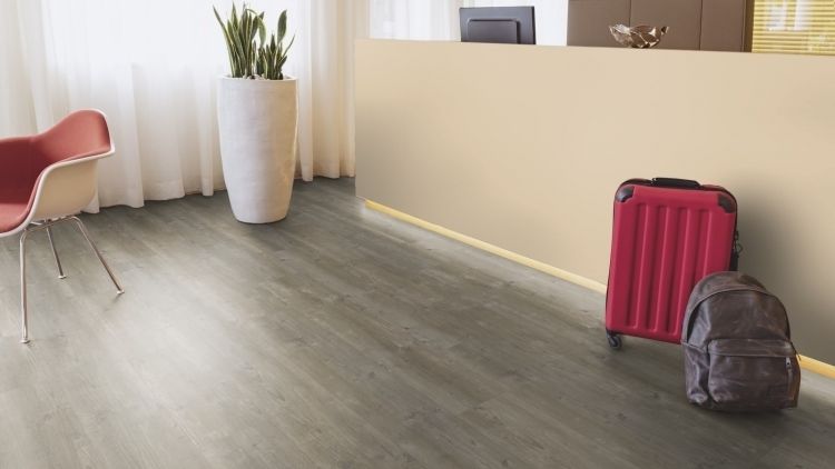 Ламинат Kaindl Classic Touch Широкая доска Сосна Фармхаус 34356