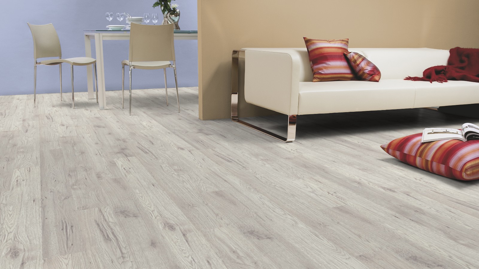 Ламинат Kaindl Natural Touch Премиум доска 33 Хикори Фресно 34142 фото в интерьере