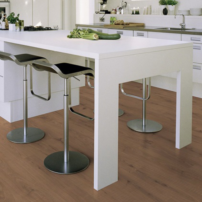 Ламинат Pergo Original Excellence Classic Plank Дуб Натуральный Распиленный L0201-01809 фото в интерьере