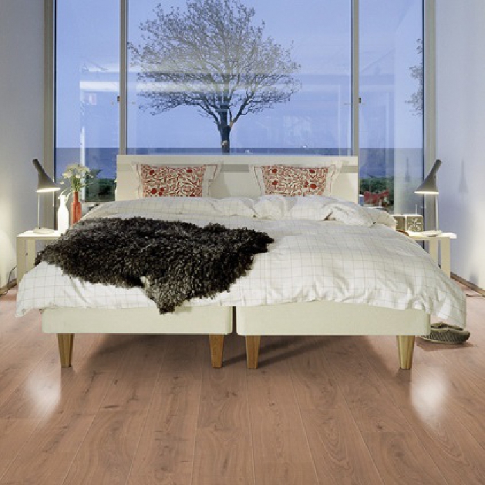 Ламинат Pergo Original Excellence Дуб Натуральный Распиленный, Планка L0204-01809 фото в интерьере