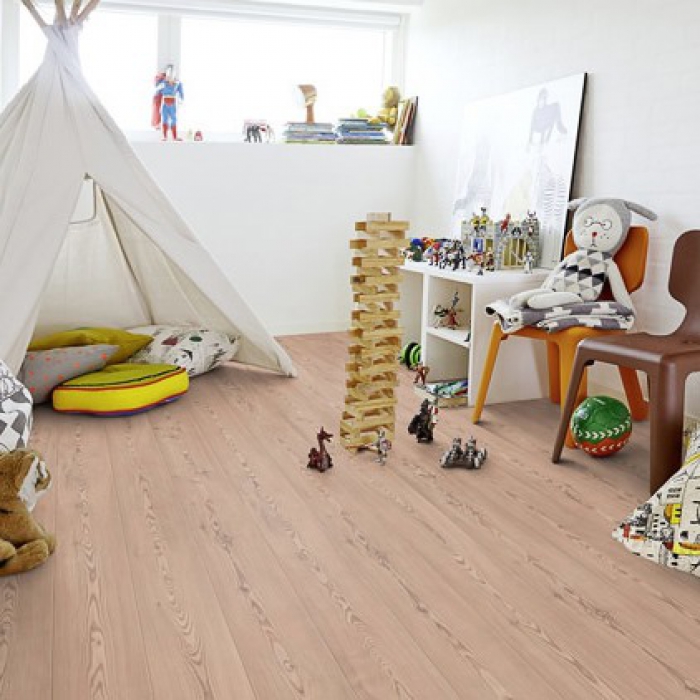 Ламинат Pergo Original Excellence Коттеджная Сосна L0205-01774 фото в интерьере