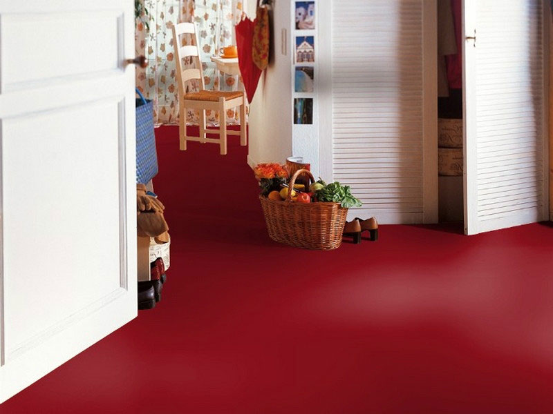 Ламинат Wineo Color Matt рубиново-красный матовый CHC540CM фото в интерьере Ламинат Wineo Color Matt рубиново-красный матовый CHC540CM фото в интерьере