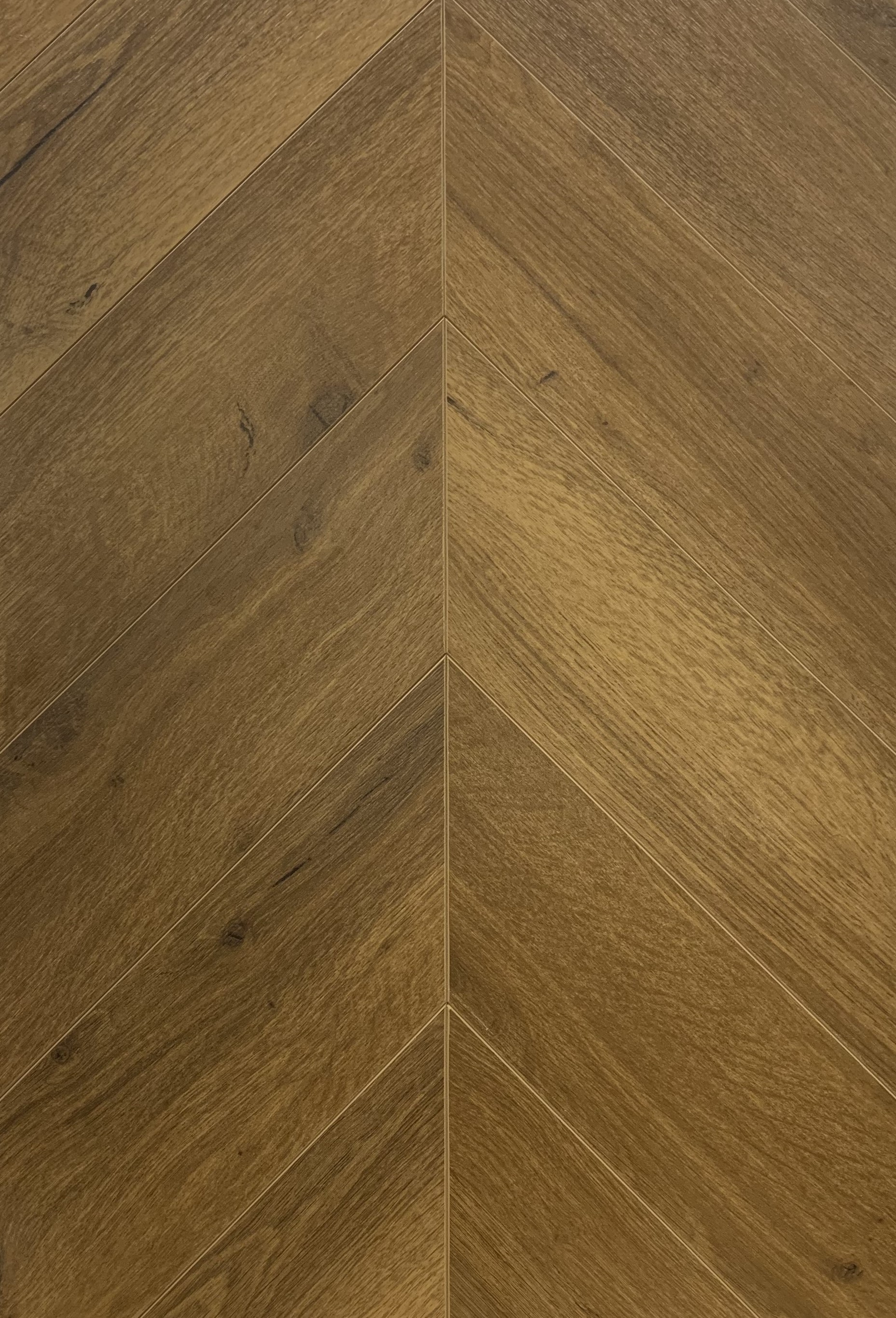 Ламинат CBM Ostrost Дуб Липталь 505 французская елка 729,6×129,3×12