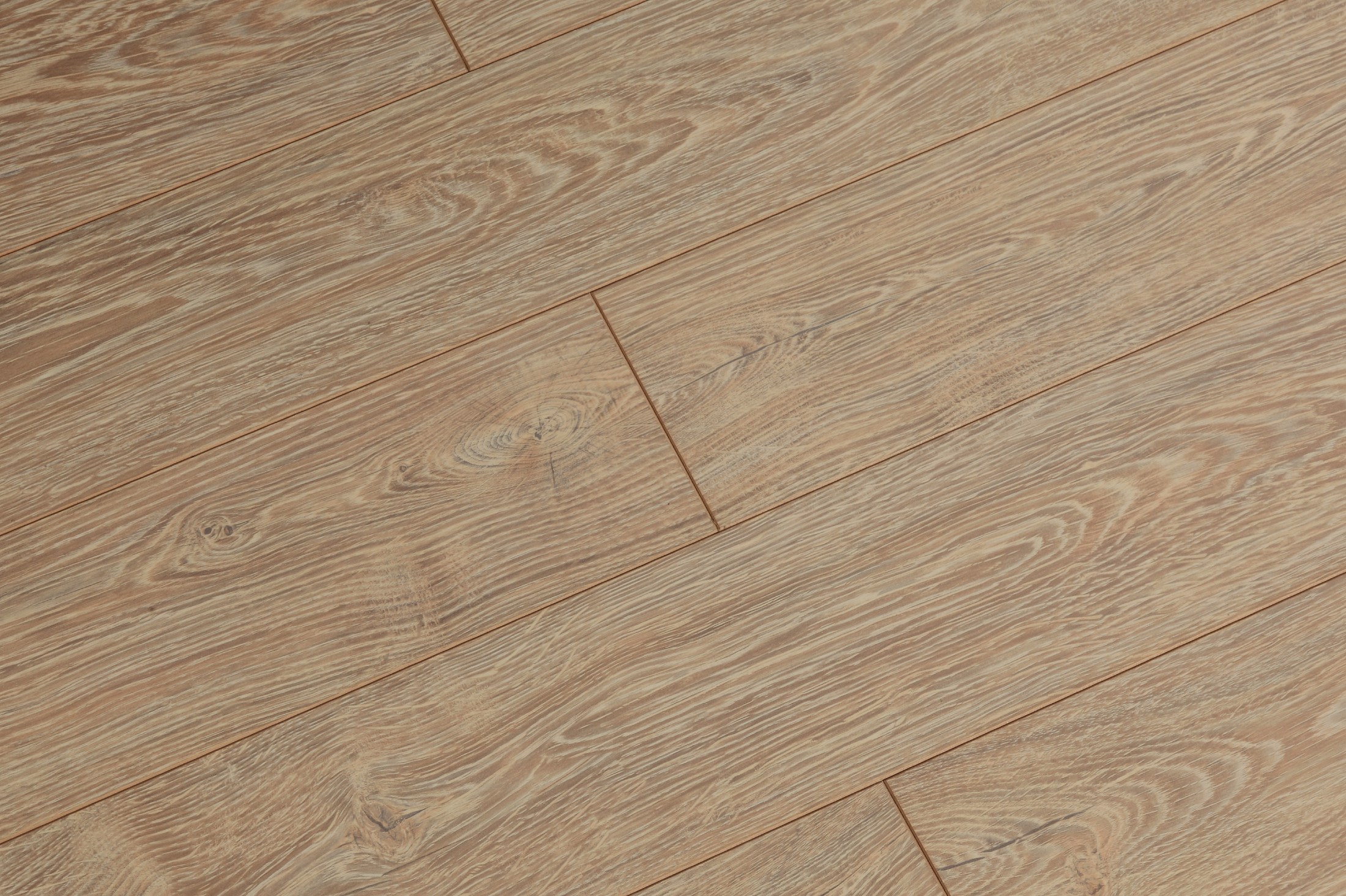 Ламинат CBM Silence Белый дуб 708-10 808×127×12