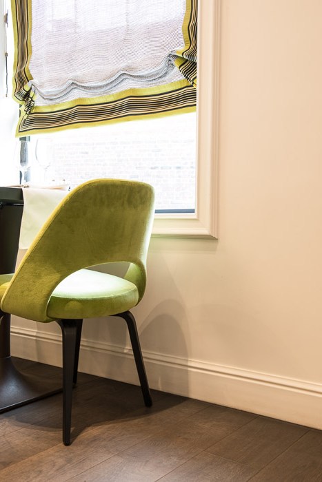 Молдинг под покраску Orac Decor Orac Axxent DX121 2300×94×23 фото в интерьере