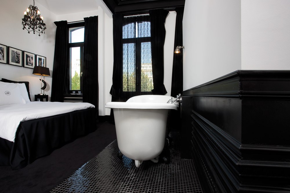 Молдинг под покраску Orac Decor Orac Axxent DX121 2300×94×23 фото в интерьере