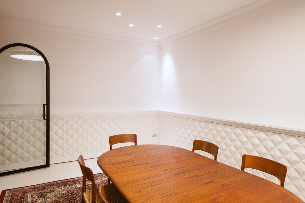 Молдинг под покраску Orac Decor Axxent Heritage DX170 2300×119×32 фото в интерьере