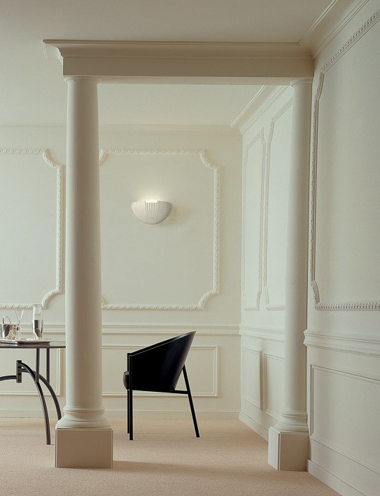 Молдинг под покраску Orac Decor Orac Luxxus P1020 2000×49×24 фото в интерьере