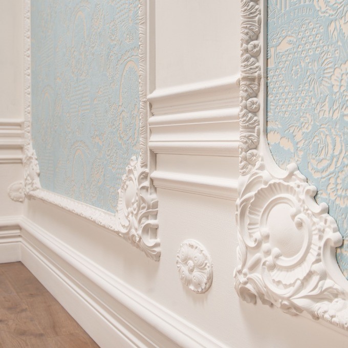 Молдинг под покраску Orac Decor Orac Luxxus P3020 2000×61×32 фото в интерьере