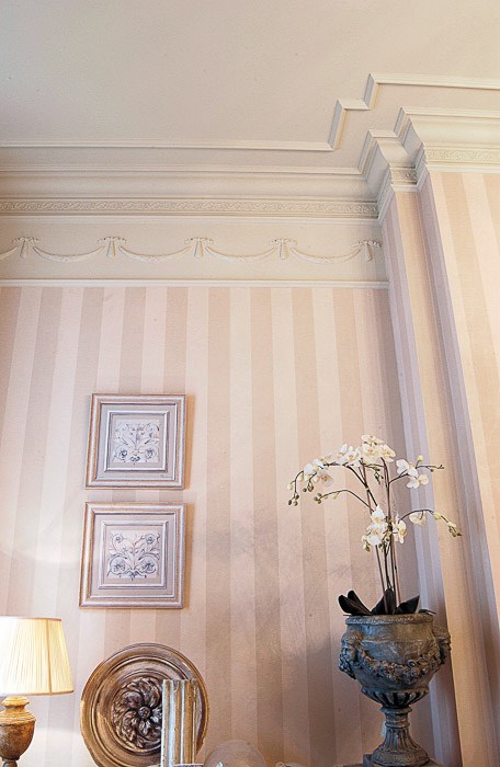 Молдинг под покраску Orac Decor Orac Luxxus P7020 2000×111×19 фото в интерьере