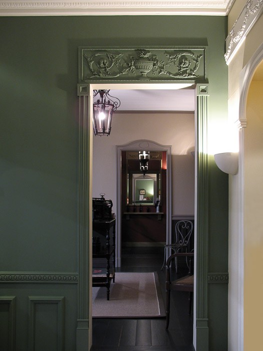 Молдинг под покраску Orac Decor Orac Luxxus P7030 2000×85×17 фото в интерьере