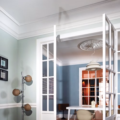 Молдинг под покраску Orac Decor Luxxus P8050 2000×120×30 фото в интерьере