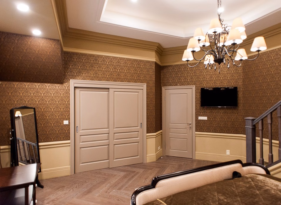 Молдинг под покраску Orac Decor Luxxus P8050 2000×120×30 фото в интерьере