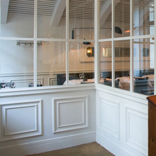 Молдинг под покраску Orac Decor Orac Luxxus P9010 2000×91×30 фото в интерьере