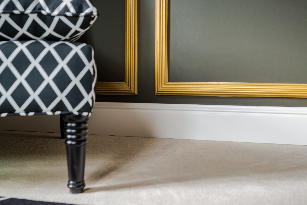 Молдинг под покраску Orac Decor Orac Luxxus P9040 2000×50×25 фото в интерьере