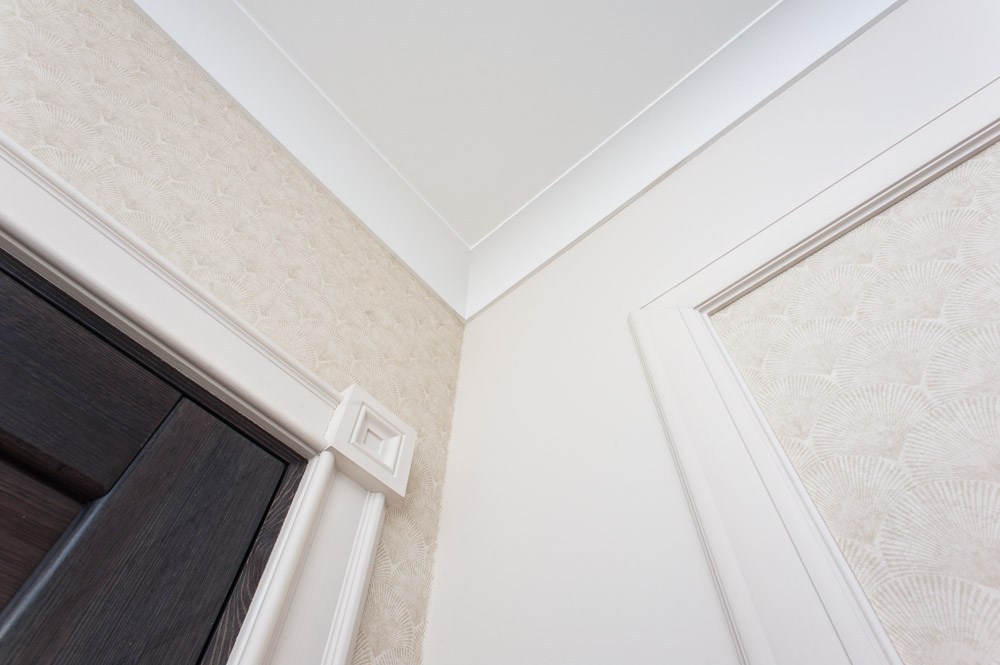 Молдинг под покраску Orac Decor Orac Axxent PX102 2000×79×16 фото в интерьере