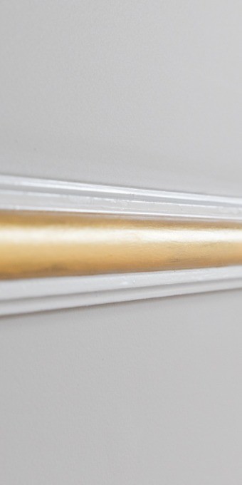 Гибкий молдинг под покраску Orac Decor Select PX103F 2000×25×12 фото в интерьере