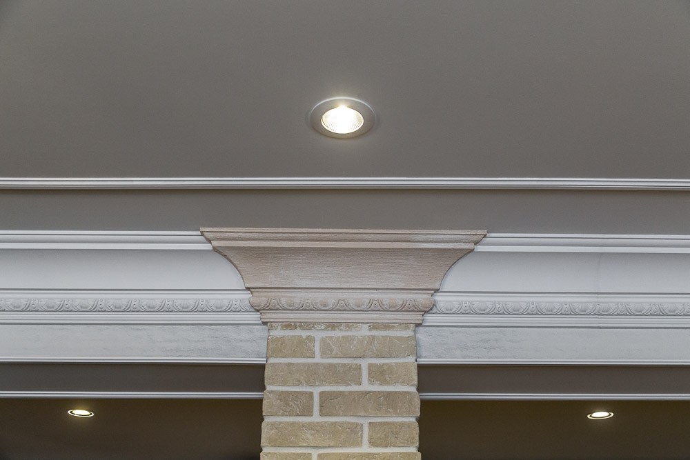 Молдинг под покраску Orac Decor Orac Axxent PX116 2000×31×10 фото в интерьере