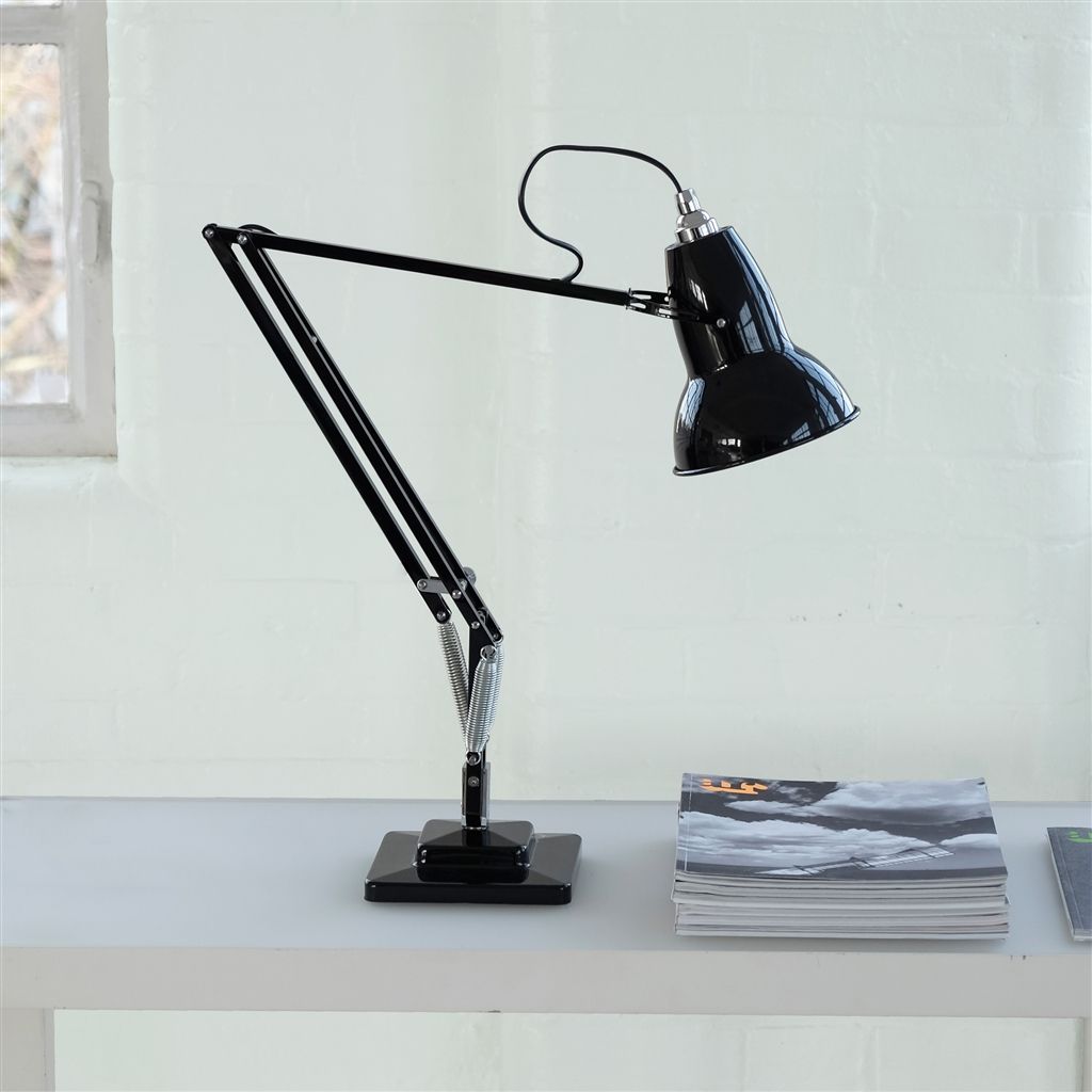 Краска Designers Guild цвет Cold Embers 33 Perfect Matt 0.125 л