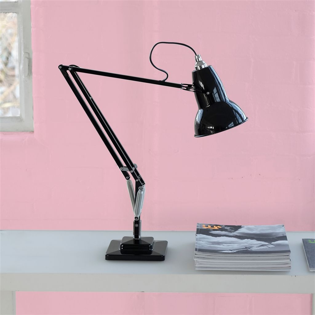 Краска Designers Guild цвет Dianthus Pink 132 Perfect Matt 2.5 л